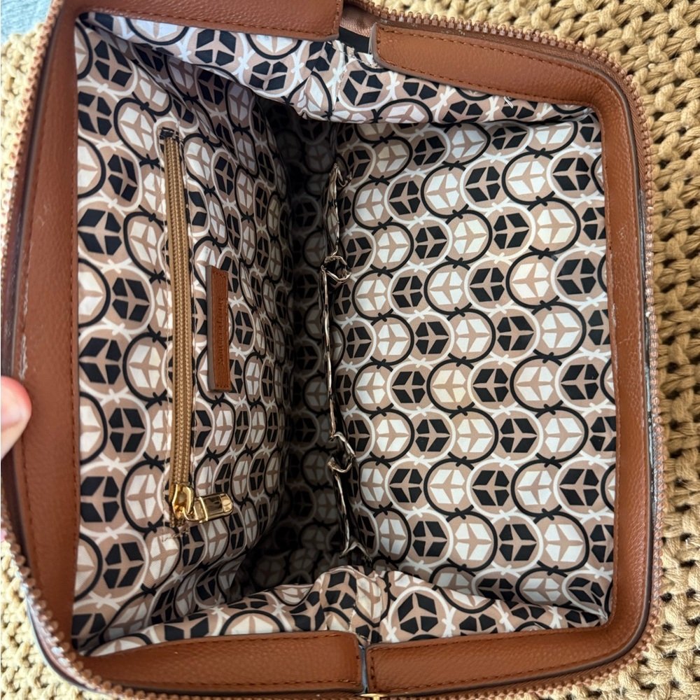 Southern Living Black and Cream Make Up Bag Toiletry Clutch Pouch - Picture 6 of 8